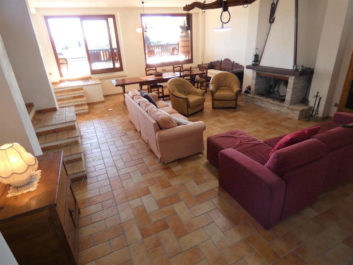 Scappo In Umbria, La Vallata Parrano Екстер'єр фото